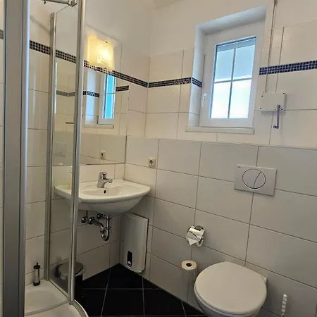 Ferienwohnung Hafenkiek 47 Mit 2 Baedern Und 2 Balkonen Karlshagen Exterior foto